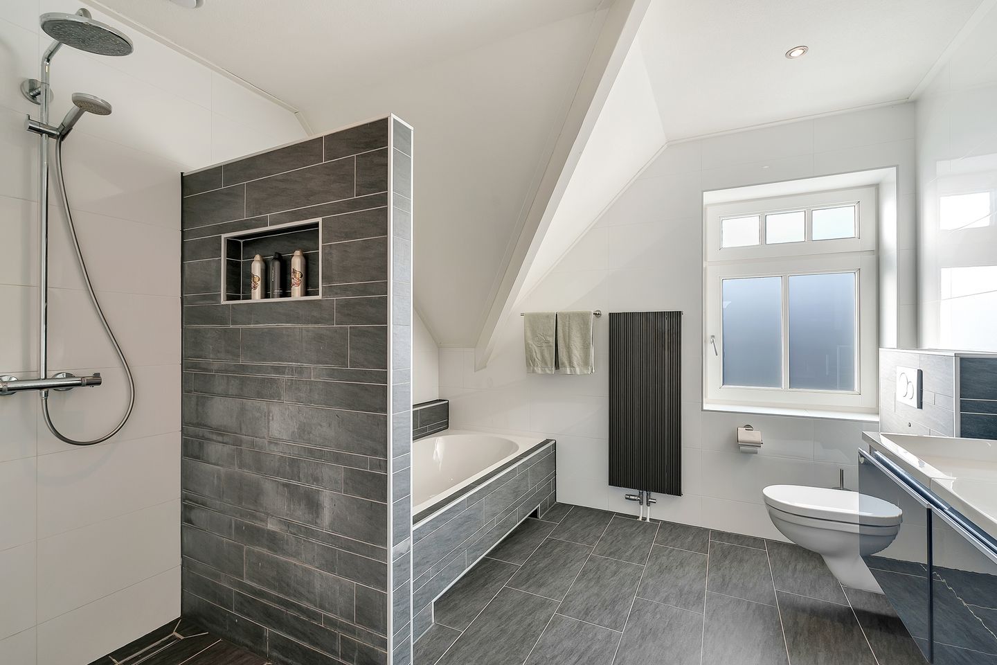 Luxurious Energy-Efficient Detached Home with Premium Finishes — 48