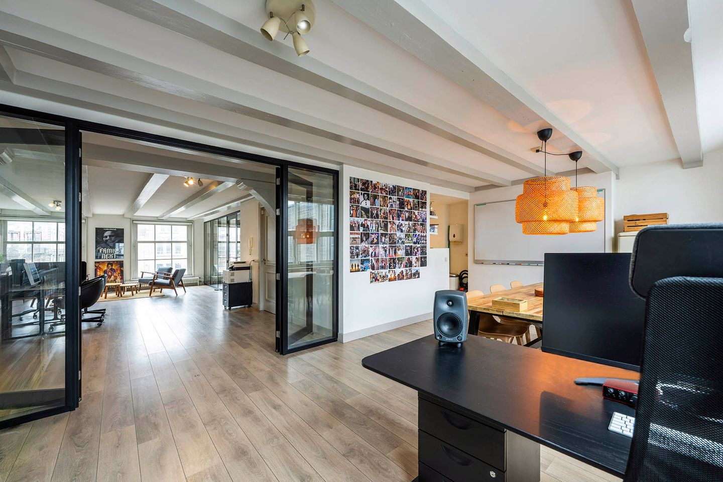 View photo 3 of Rokin 95