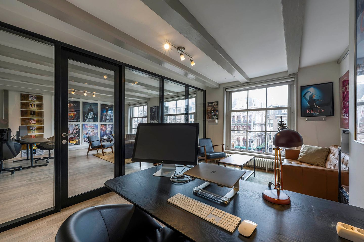 View photo 4 of Rokin 95