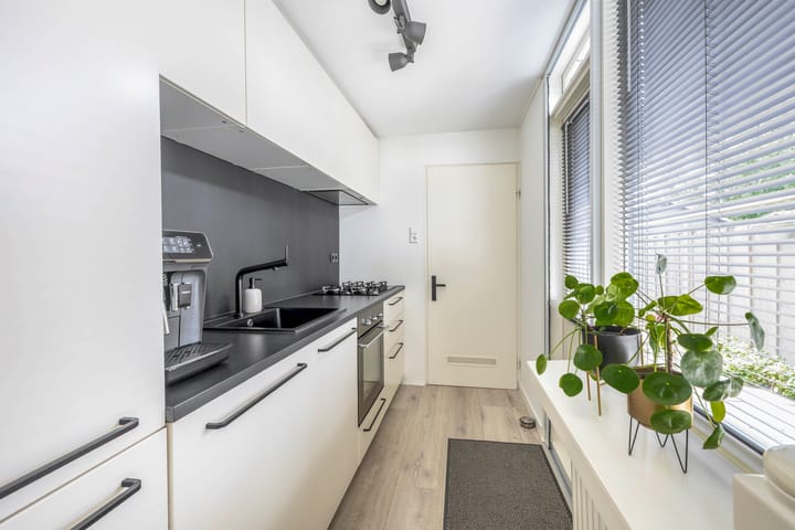 Foto 18 van Burgemeester Trooststraat 80