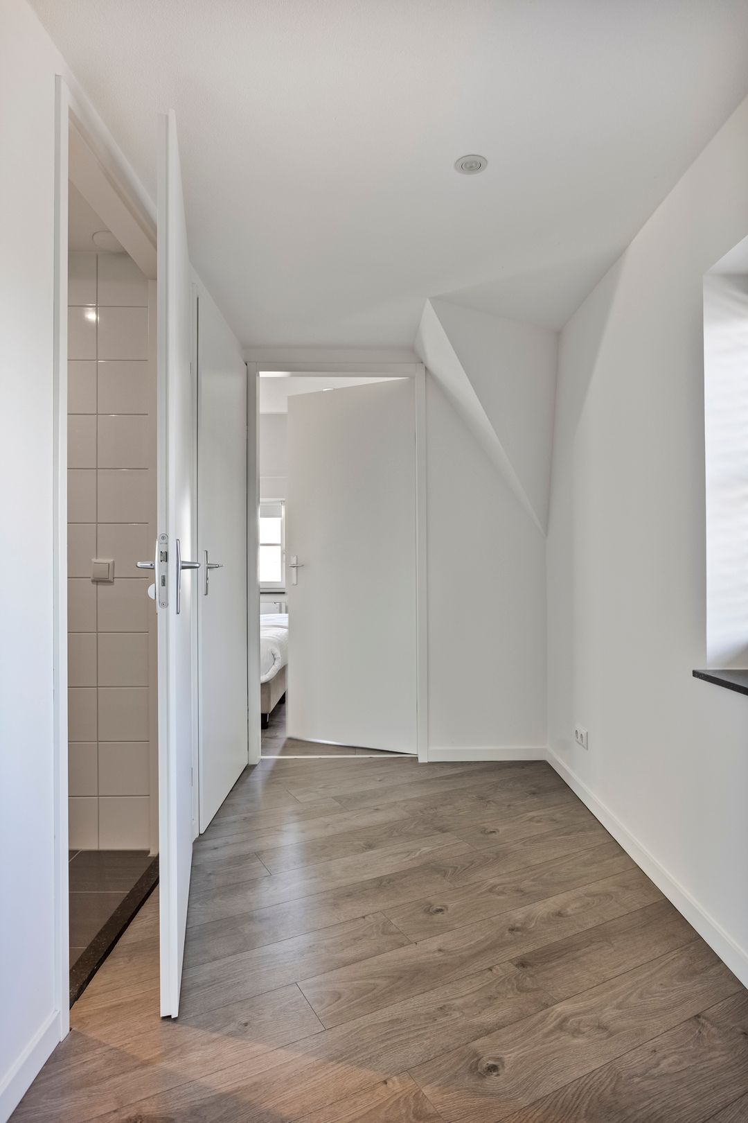 Move-in Ready Corner Apartment with A+ Energy Label Near ASML and High Tech Campus — 29