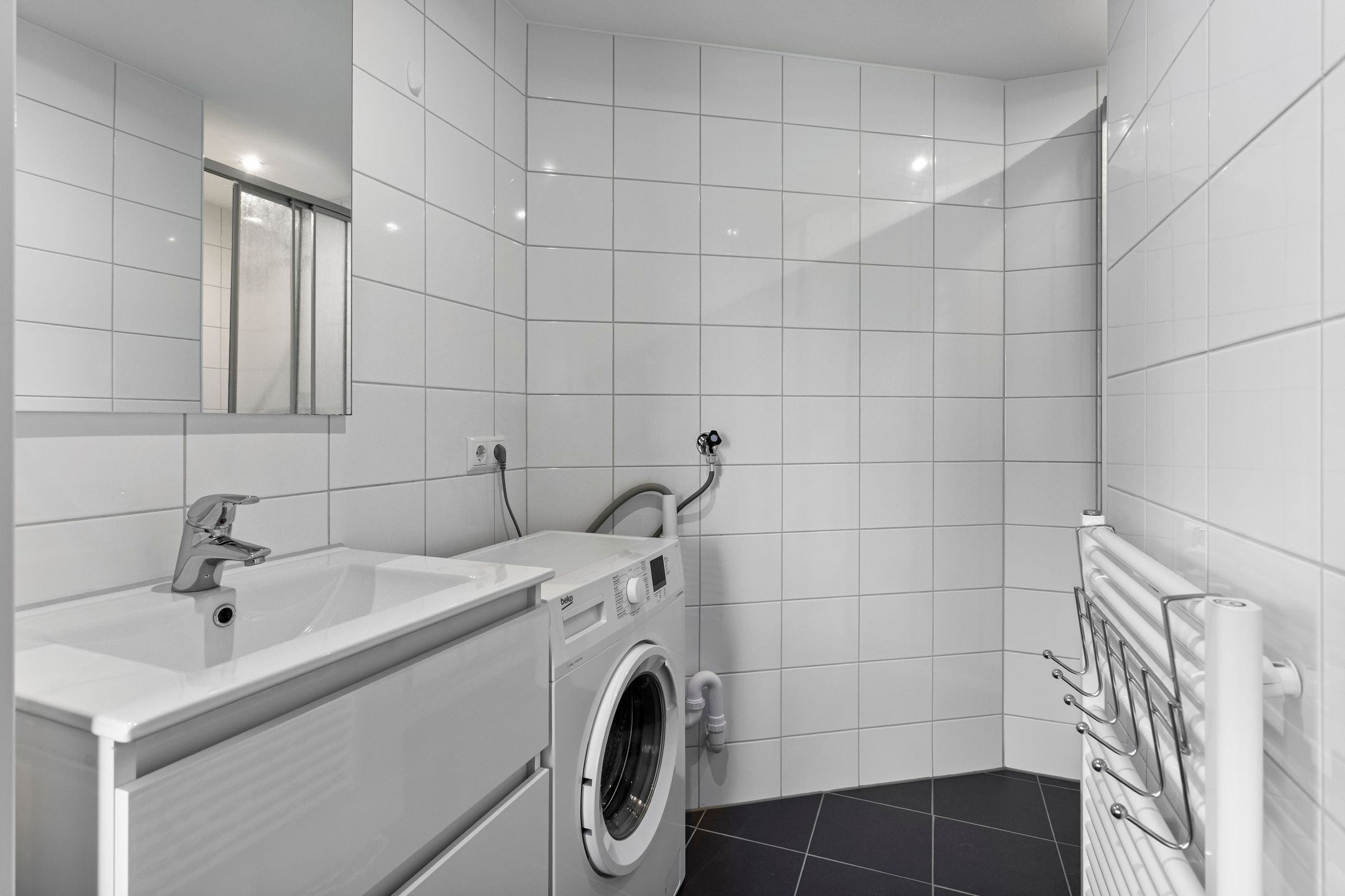 Move-in Ready Corner Apartment with A+ Energy Label Near ASML and High Tech Campus — 37