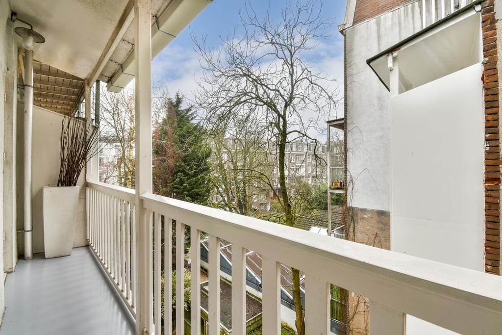 Photo 10 of Balthasar Floriszstraat 16-3