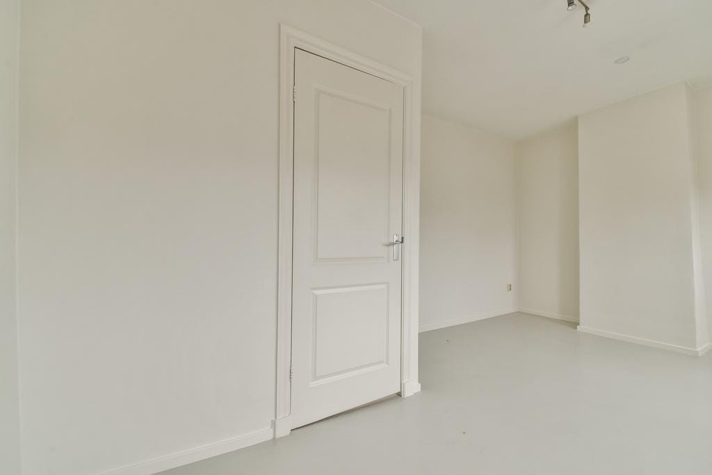 Photo 17 of Balthasar Floriszstraat 16-3