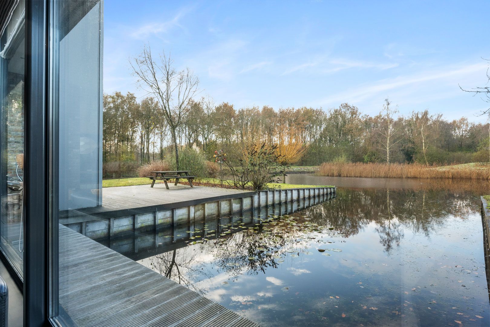 Foto 12 van Van Goghlaan 15