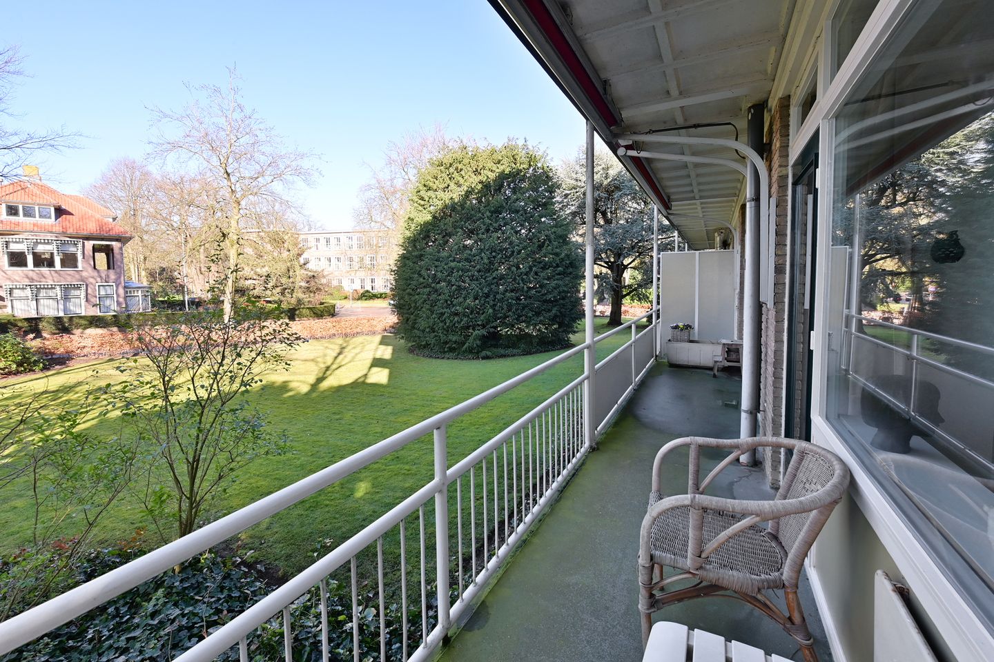 Foto 14 van Middenlaan 23