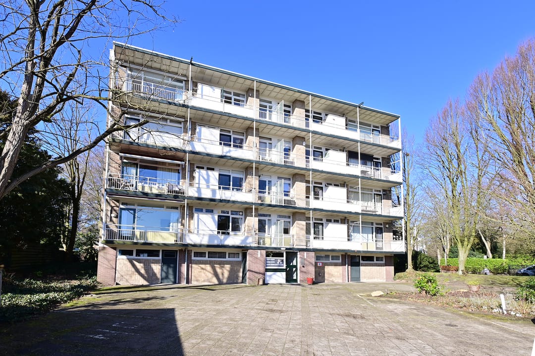 Foto 16 van Middenlaan 23