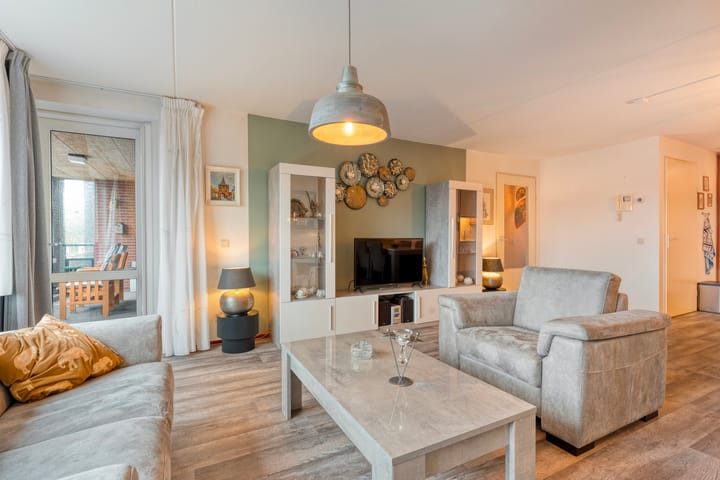 Foto 17 van Burgemeester Schuitestraat 112