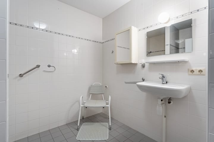 Foto 31 van Burgemeester Schuitestraat 112