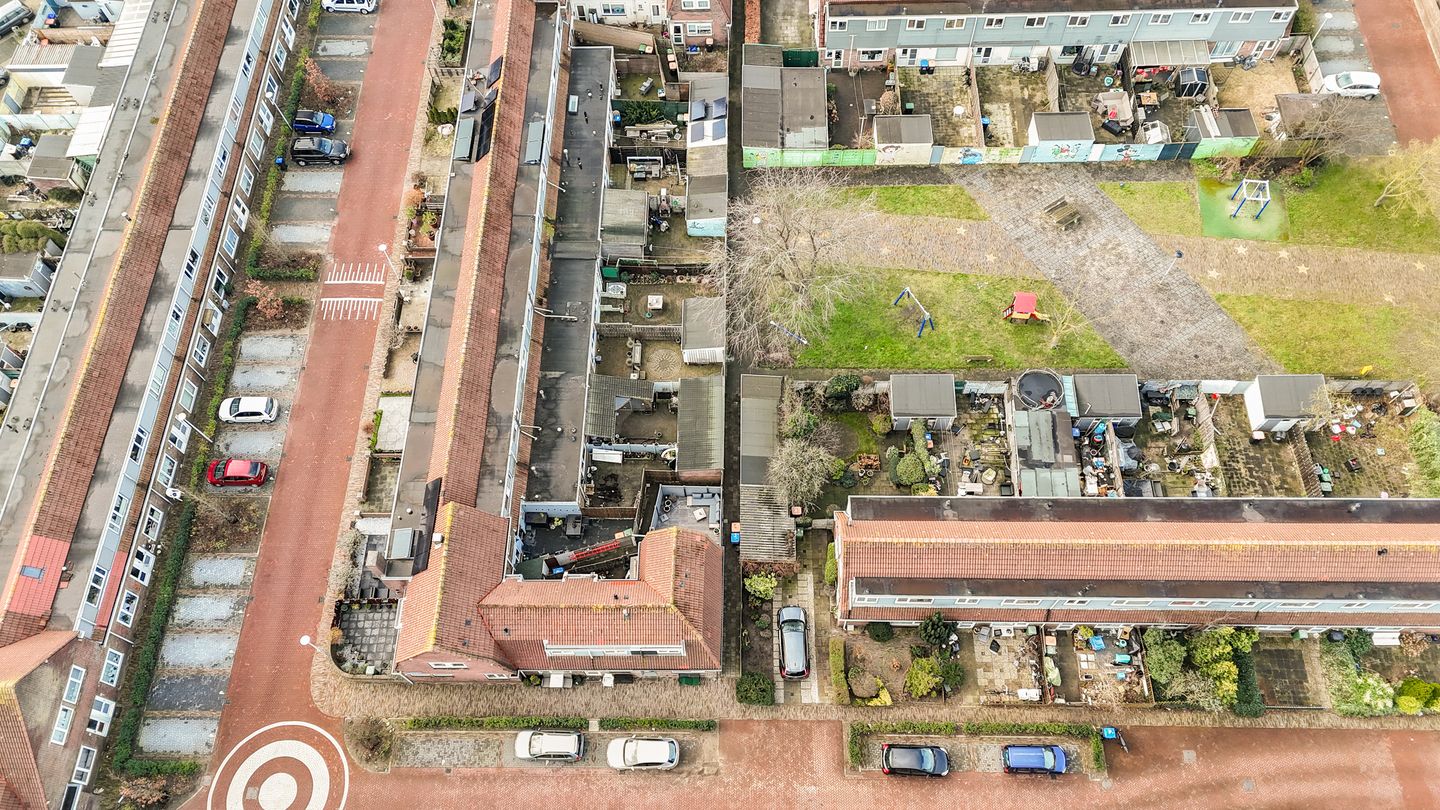 Photo 20 of Westerwijkstraat 1-A