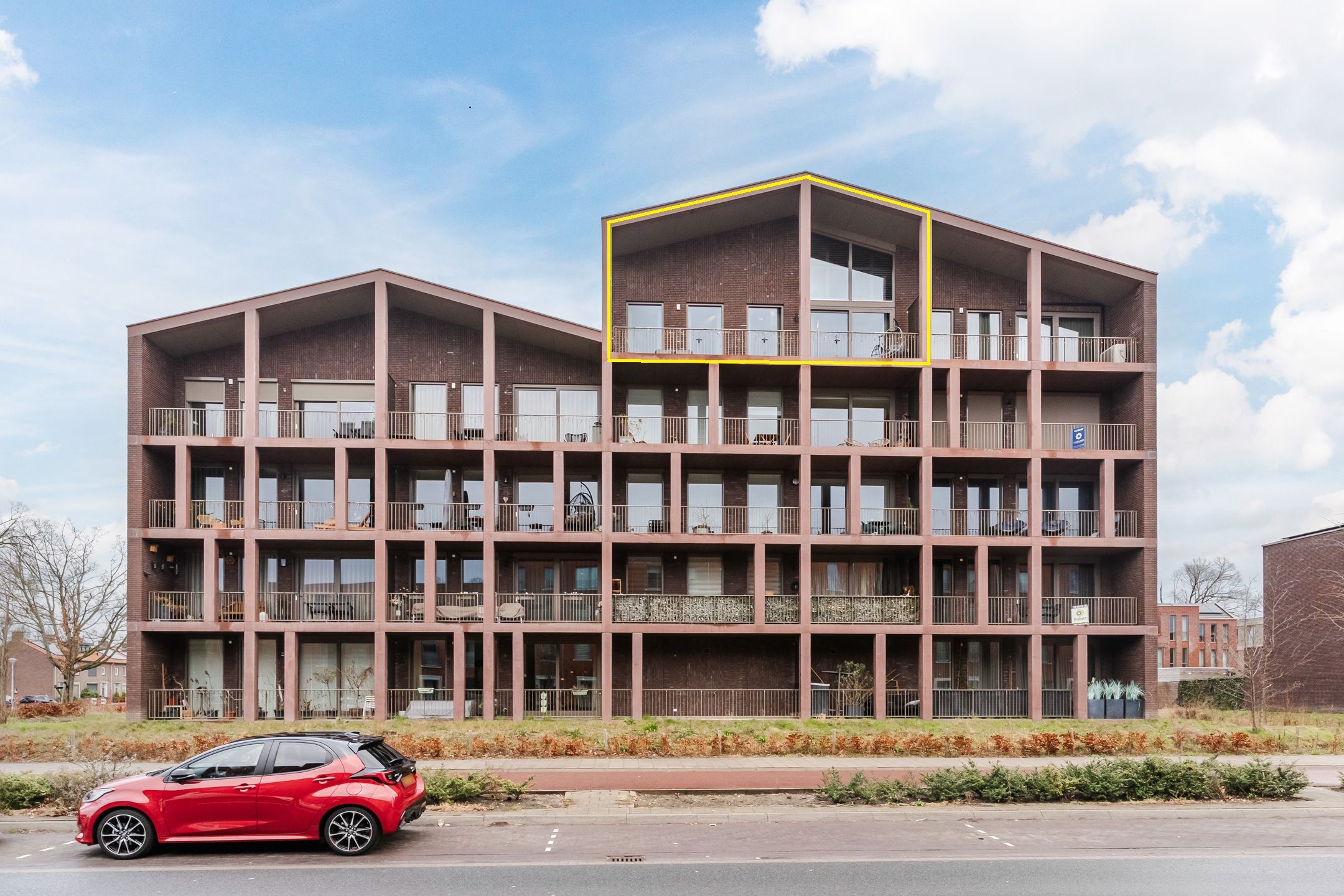 Photo 3 of Heezerweg 325-D