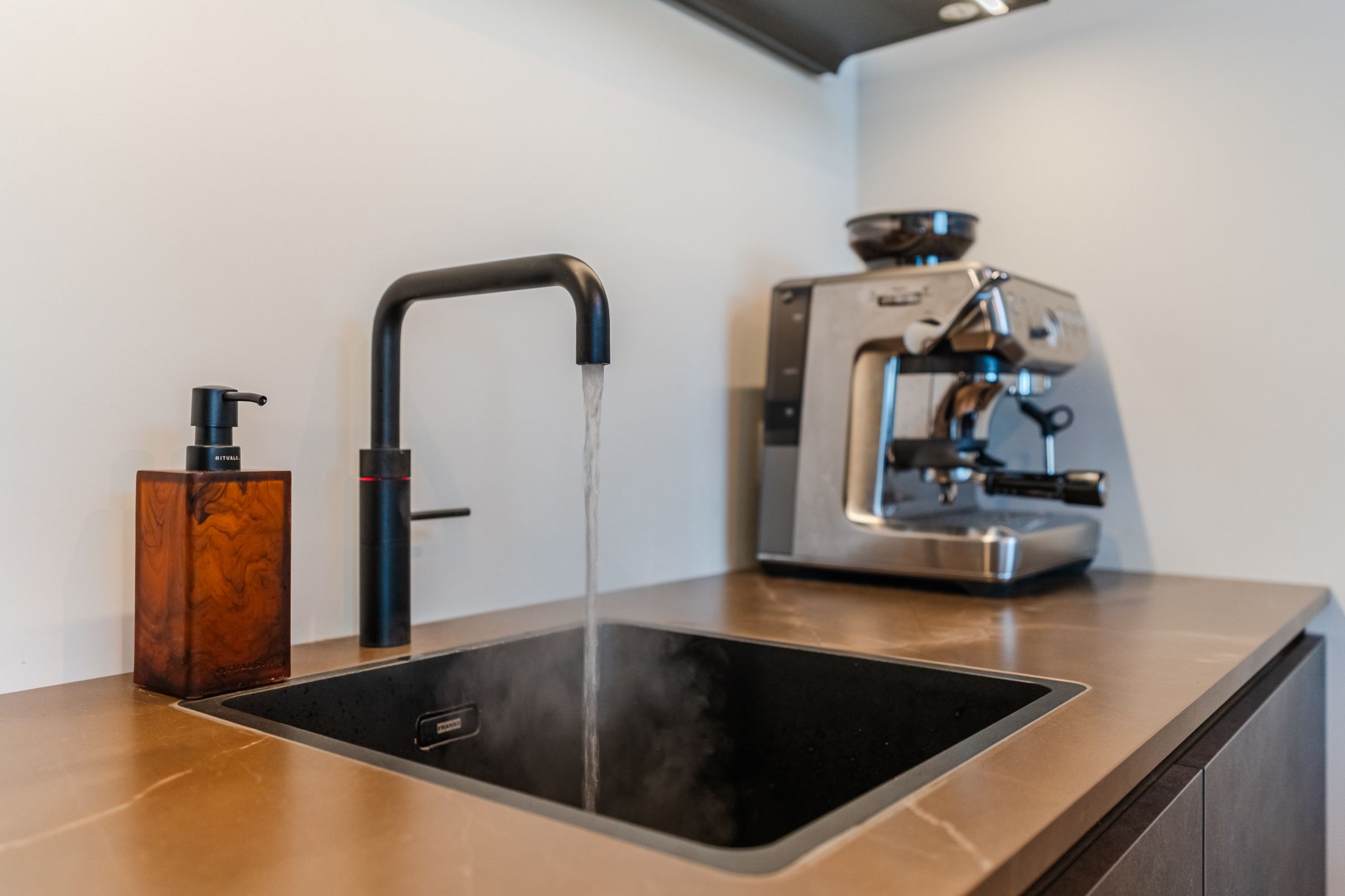 Photo 24 of Heezerweg 325-D