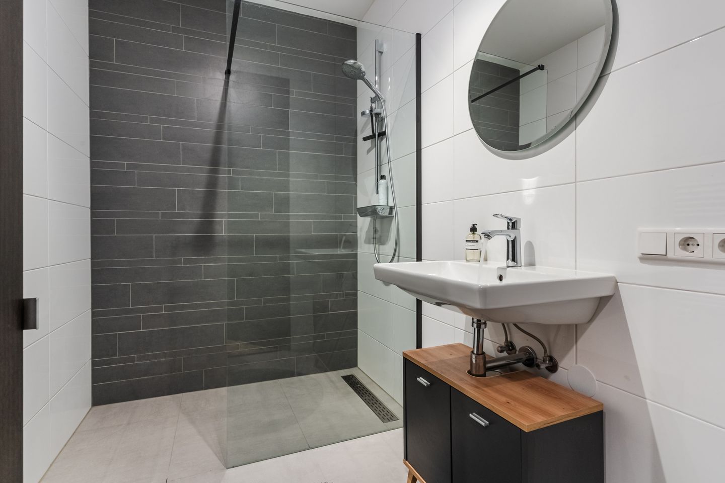 Photo 34 of Heezerweg 325-D