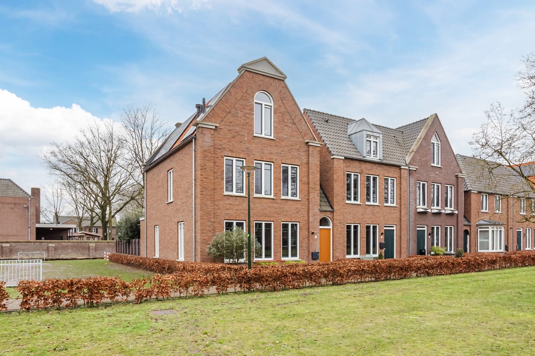 Foto 1 van Hof van Nazareth 33