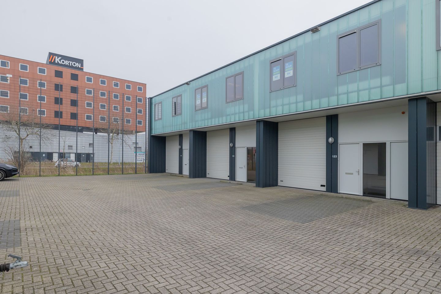 Bekijk foto 1 van Pesetaweg 121