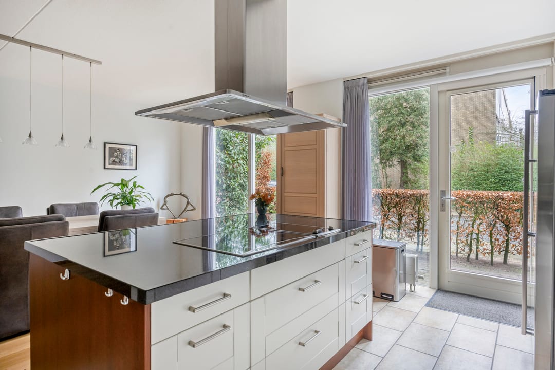 Foto 13 van Veenbesstraat 774