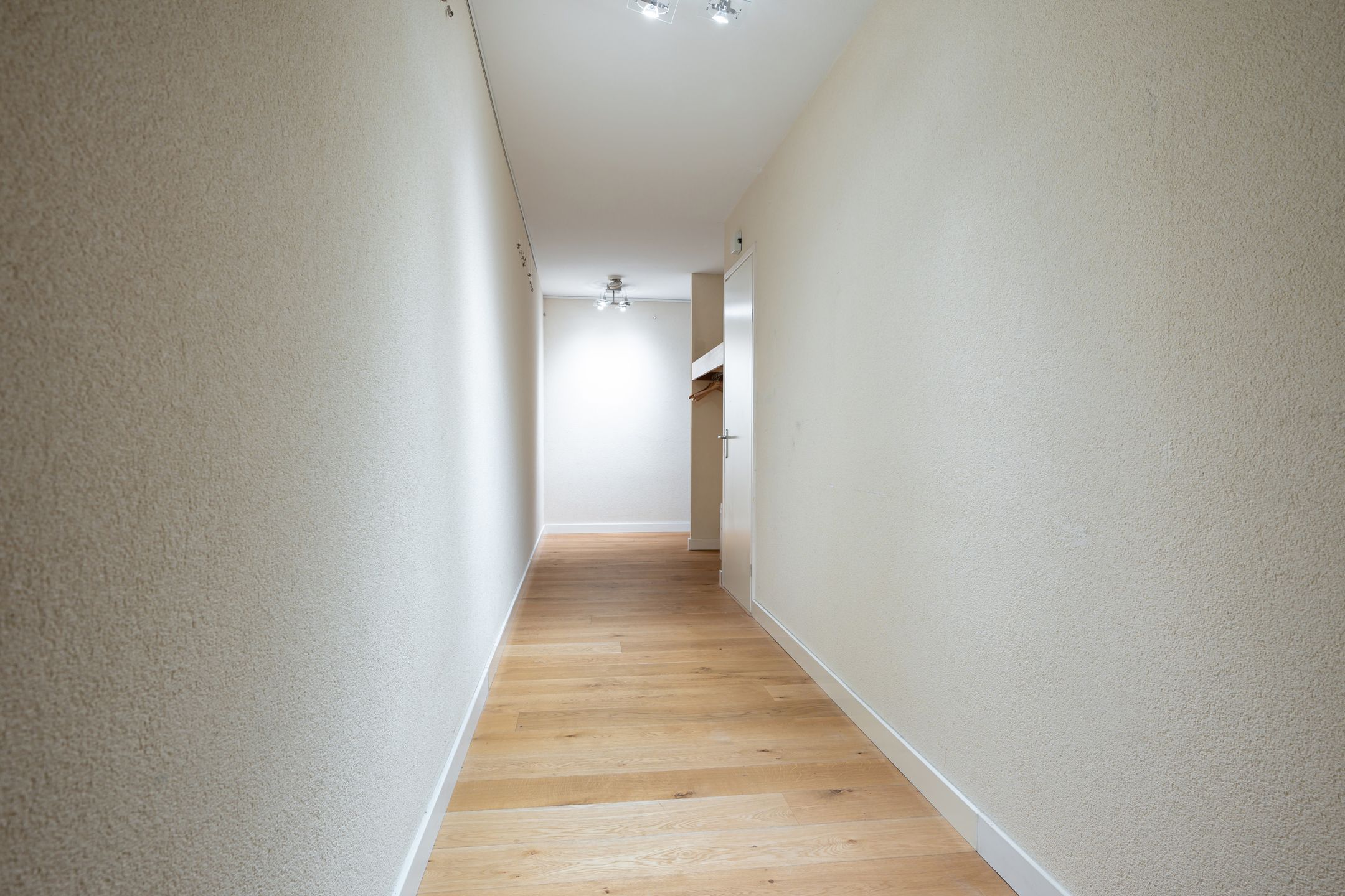 Photo 9 of Jan Nieuwenhuyzenstraat 3-C6