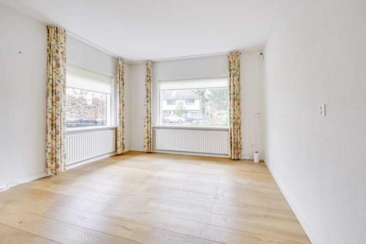 Foto 5 van Traaij 243