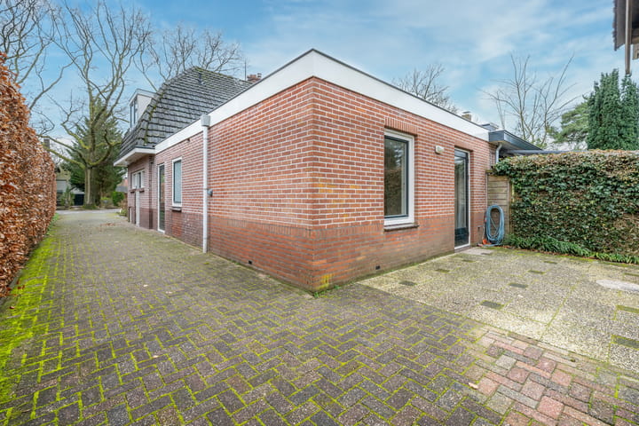 Foto 31 van Traaij 243