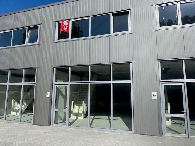 Latensteinse Rondweg 8-r, Tiel