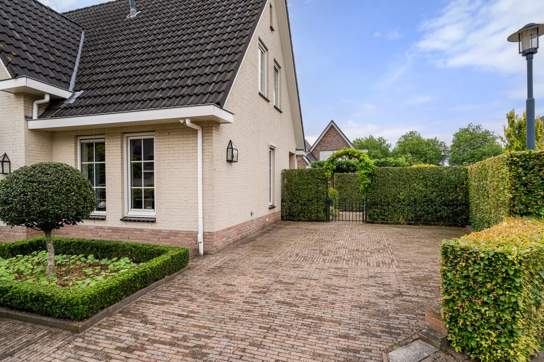 Photo 7 of Bunthoeve 4