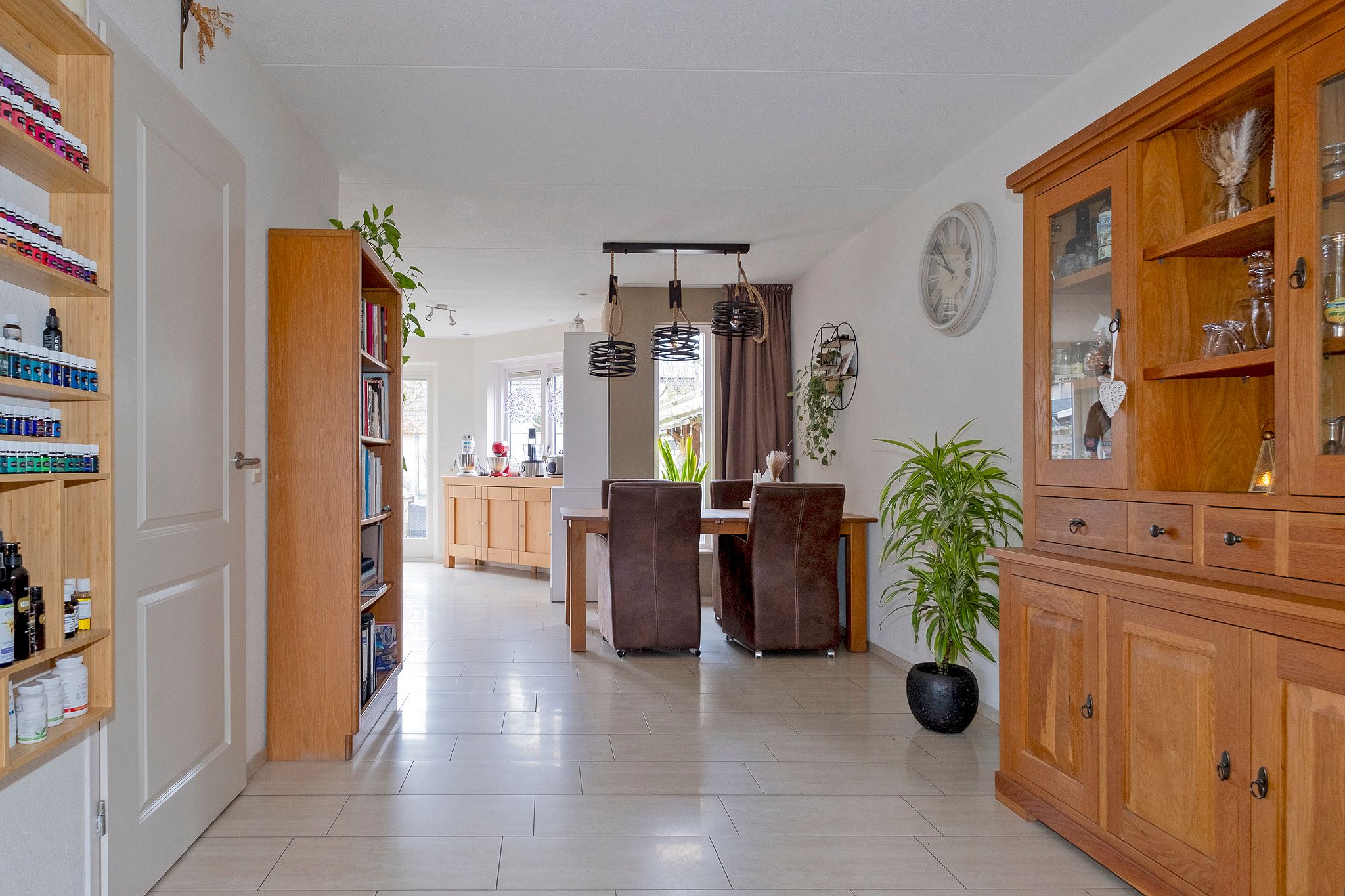 Photo 6 of Walakker 8