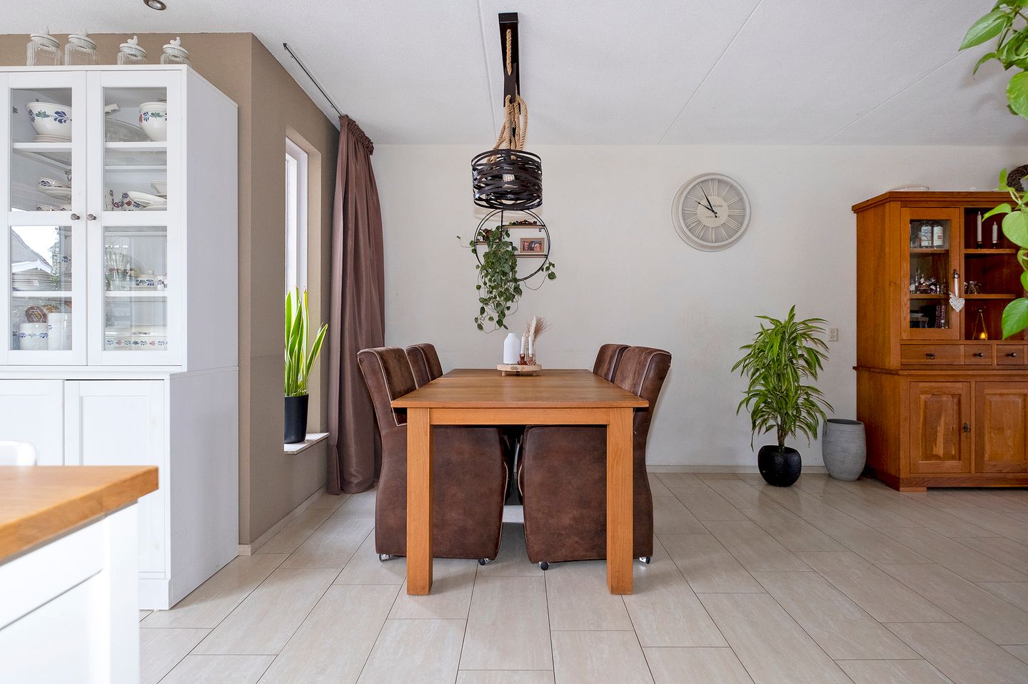 Foto 10 van Walakker 8