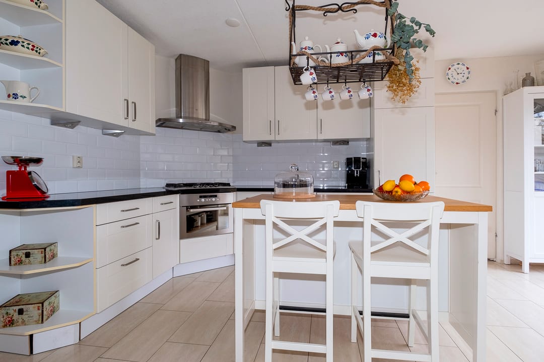 Photo 13 of Walakker 8