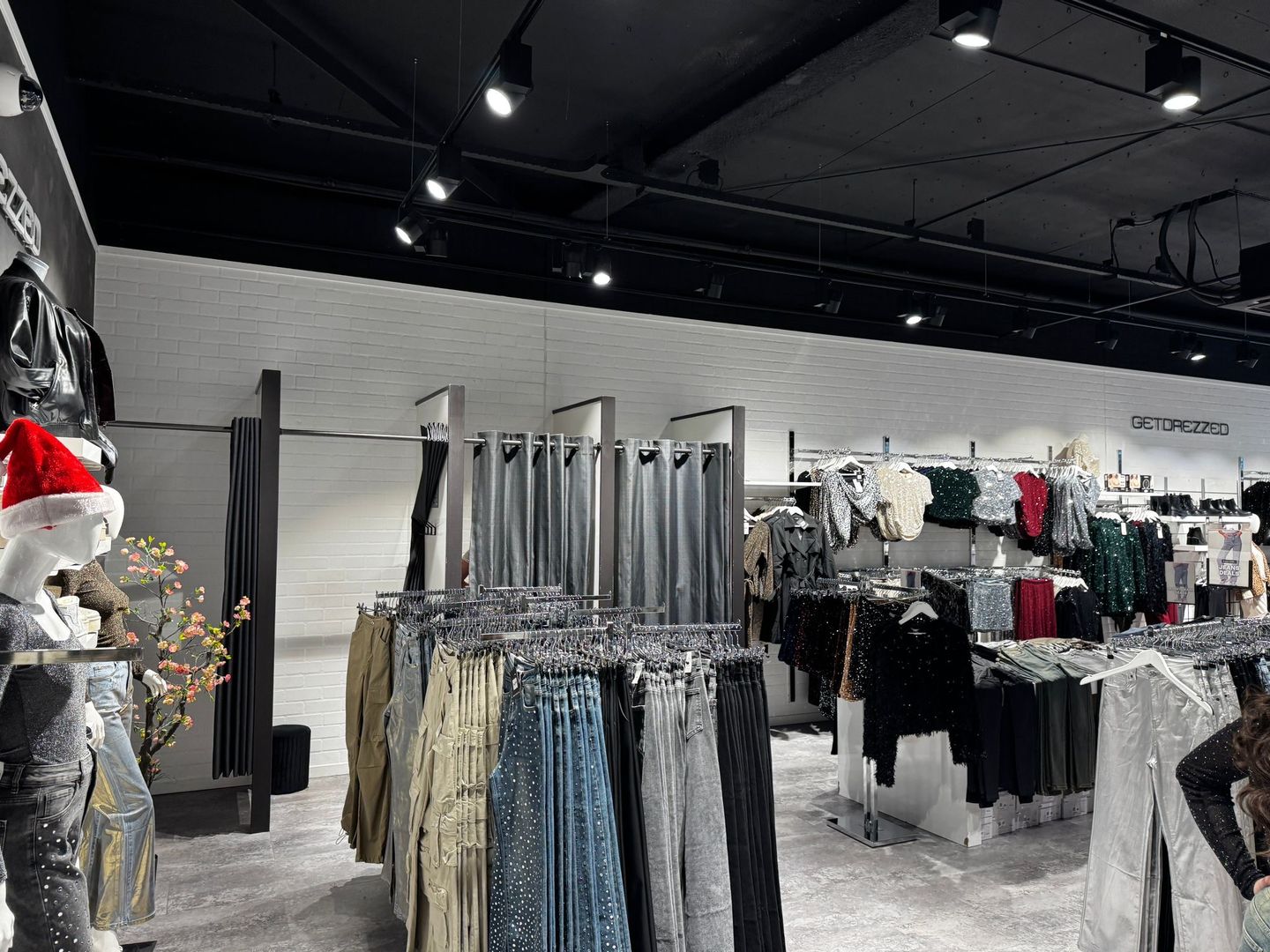 View photo 3 of De Galerij 18-20