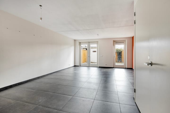 Photo 5 of Brugbeemd 14