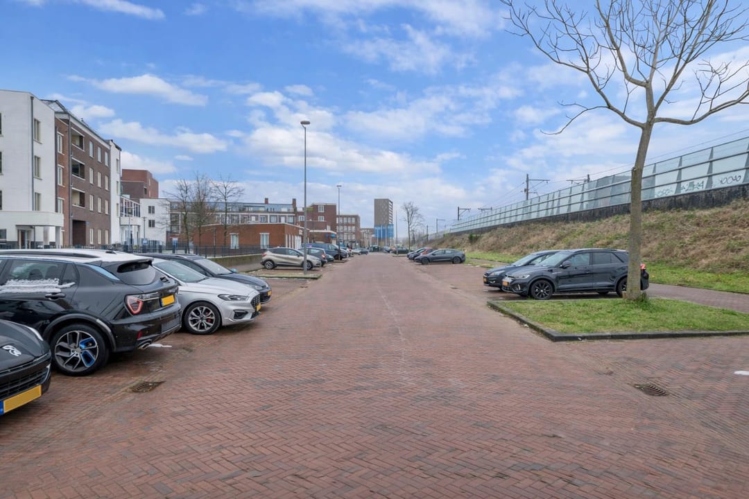 Foto 26 van Hongarijehof 60