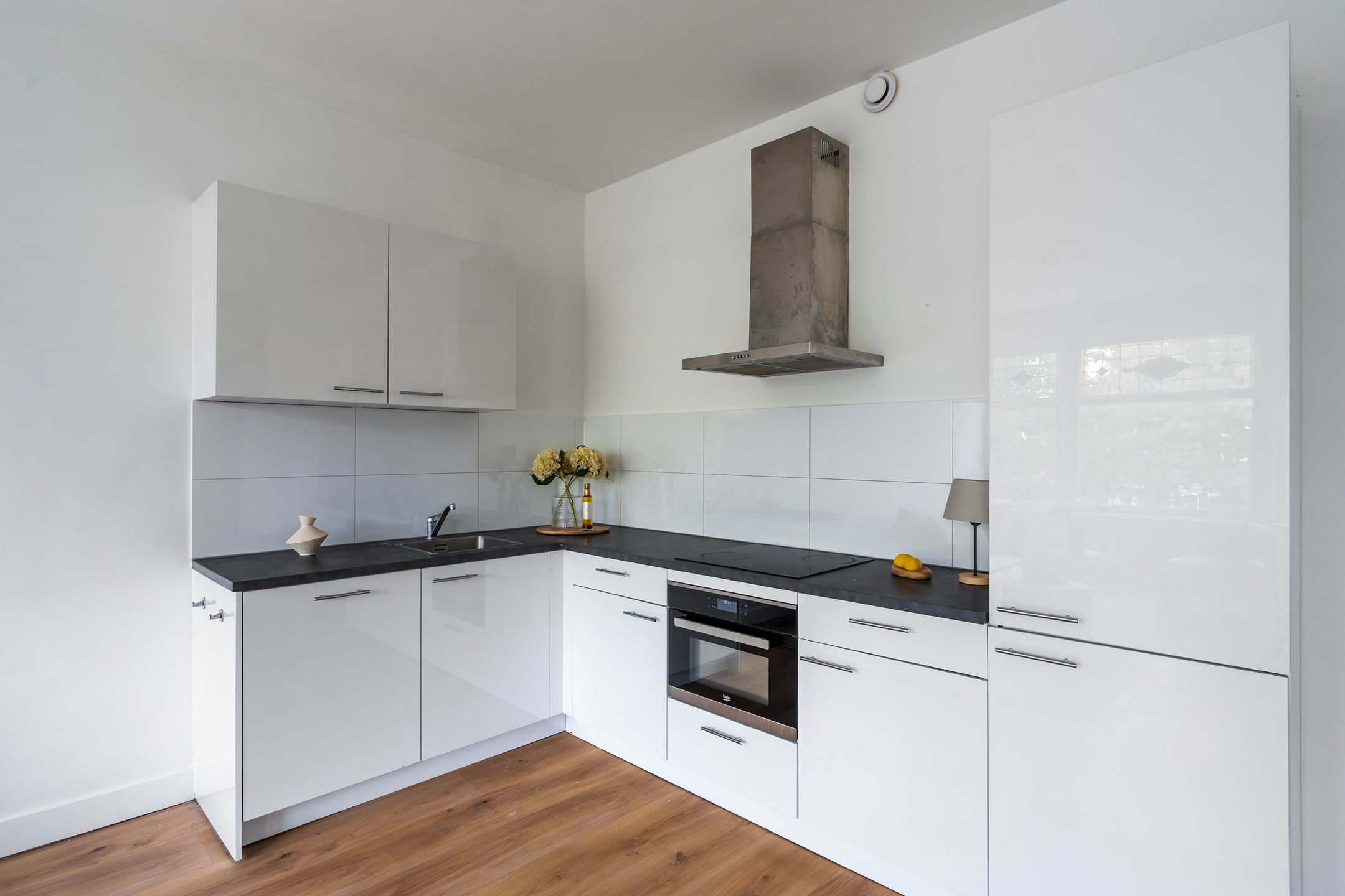 Photo 15 of Mathenesserweg 66-C03