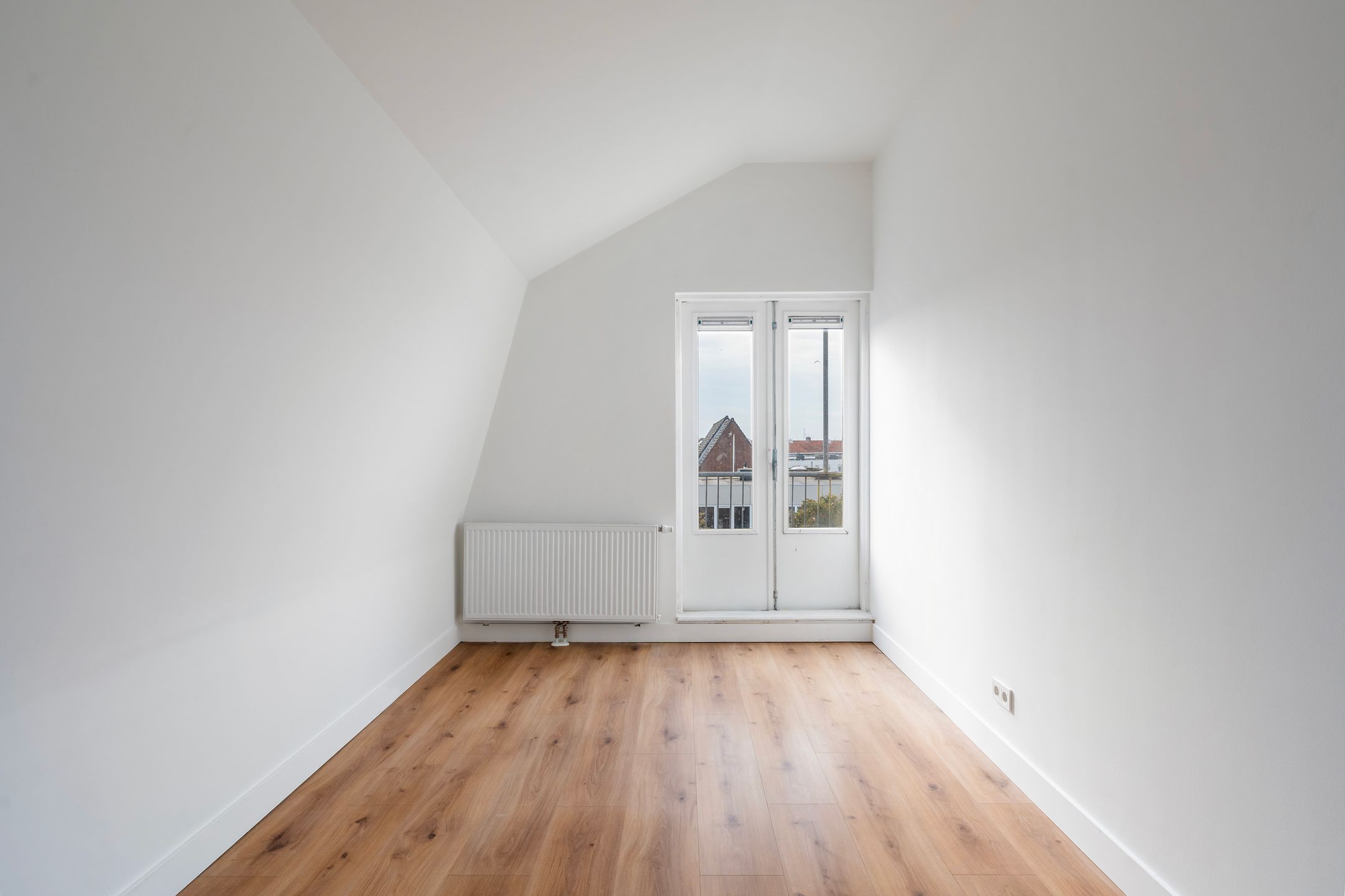 Photo 33 of Mathenesserweg 66-C03