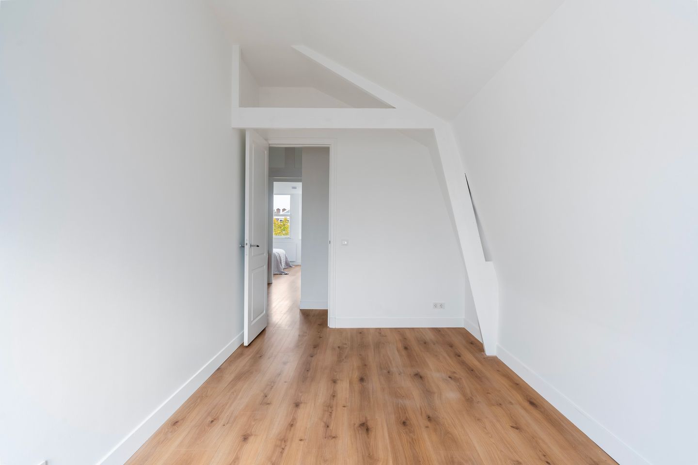 Photo 35 of Mathenesserweg 66-C03