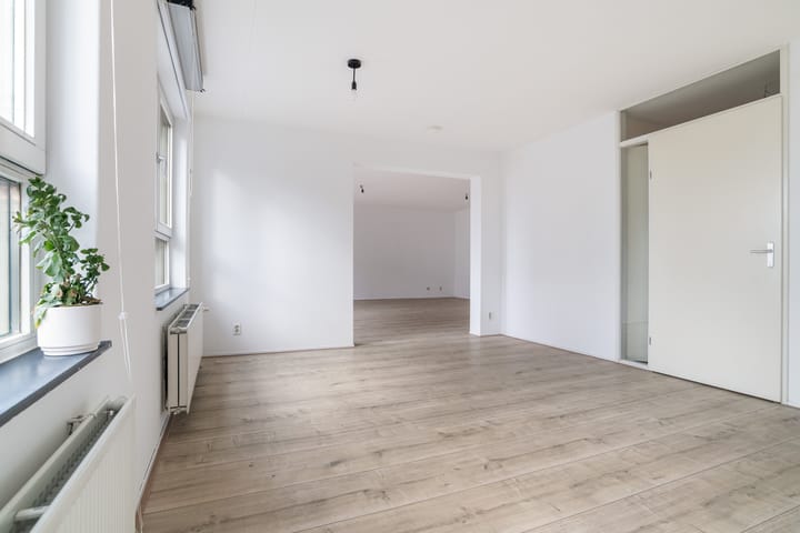 Photo 6 of Laan op Zuid 242