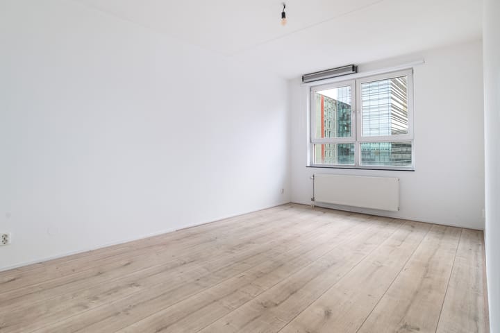 Photo 9 of Laan op Zuid 242