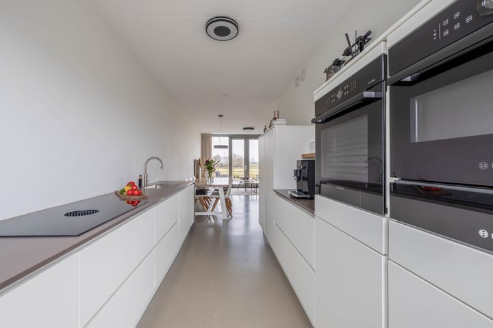 Foto 23 van Louis Couperusstraat 19