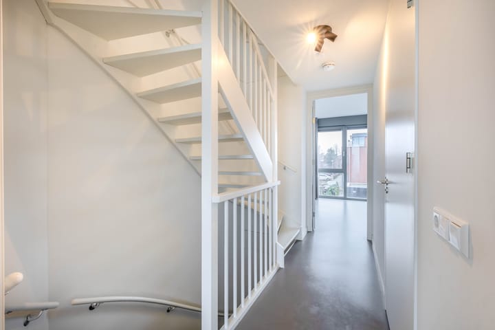 Foto 24 van Louis Couperusstraat 19