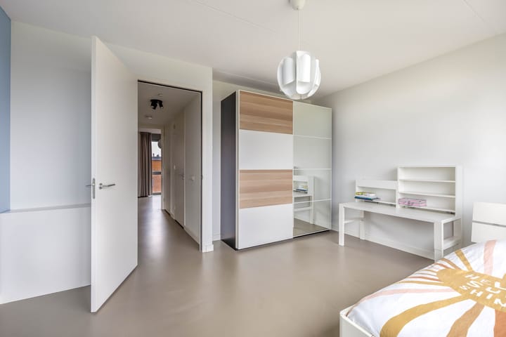 Foto 37 van Louis Couperusstraat 19