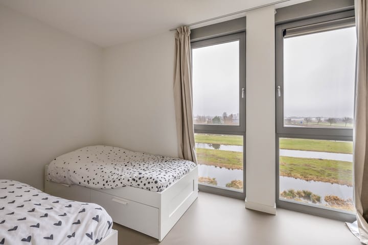 Foto 42 van Louis Couperusstraat 19