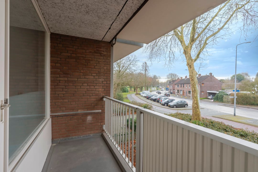 Photo 8 of Schandelerboord 9-D