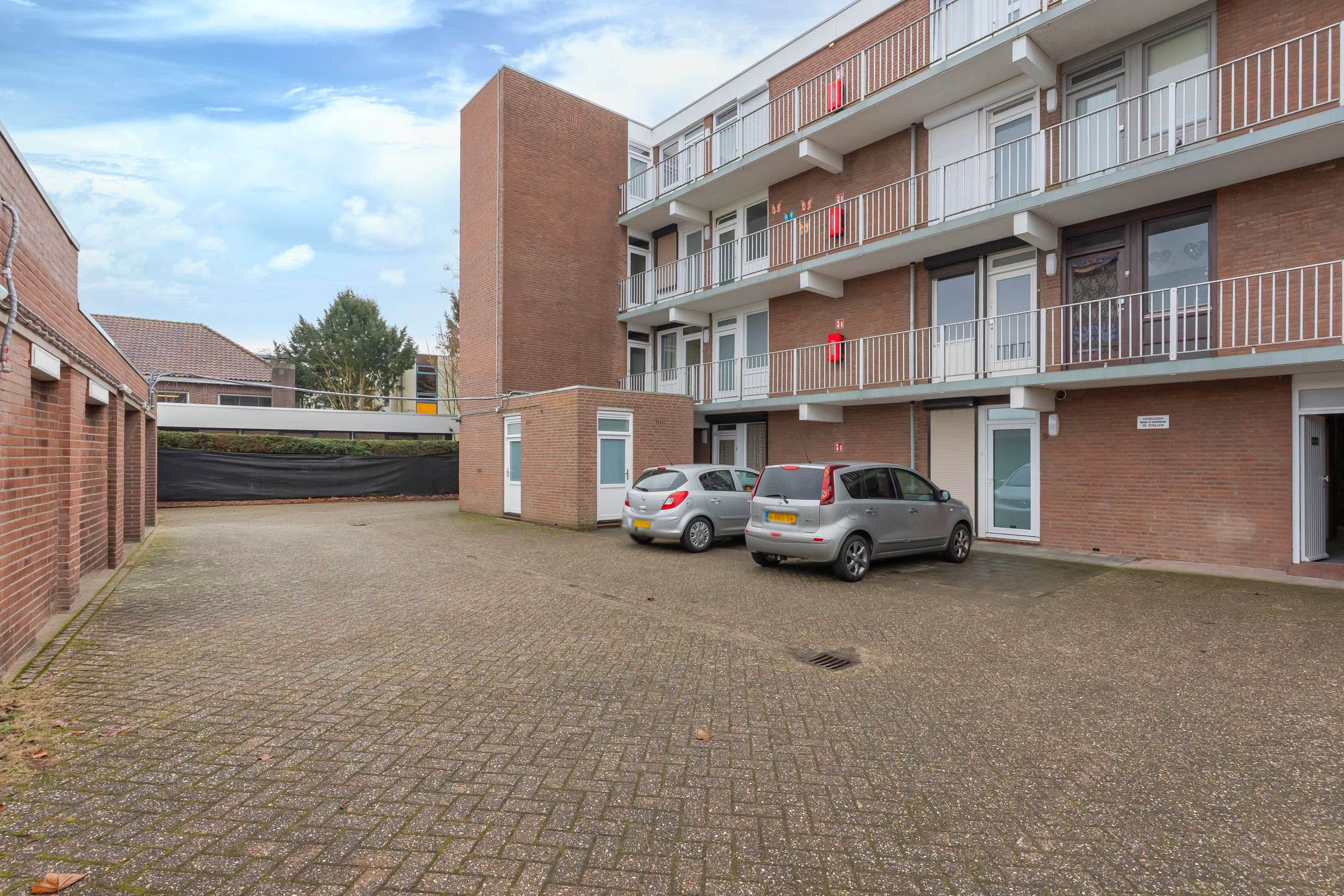 Photo 18 of Schandelerboord 9-D