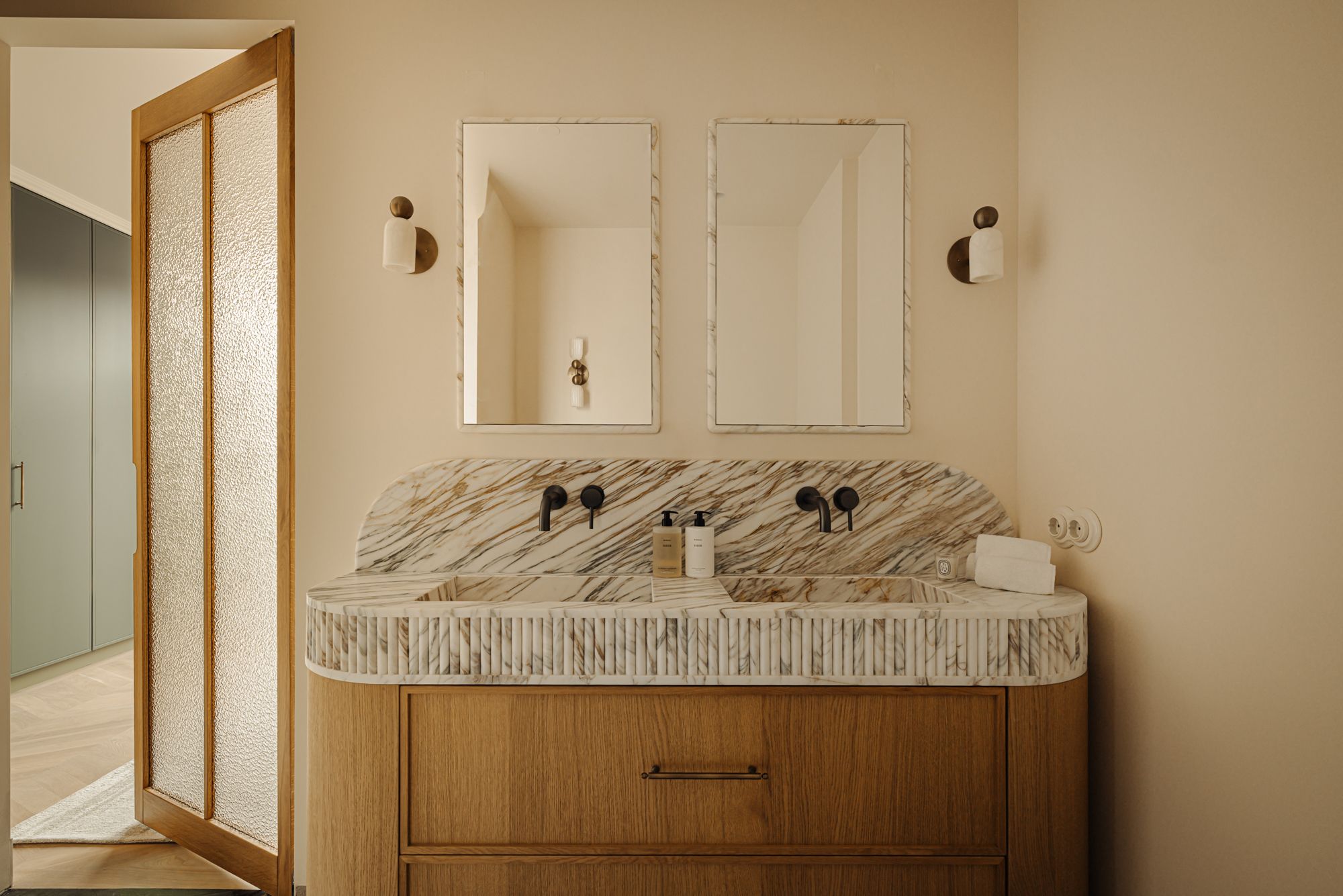 Foto 33 van Nicolaas Maesstraat 38-4