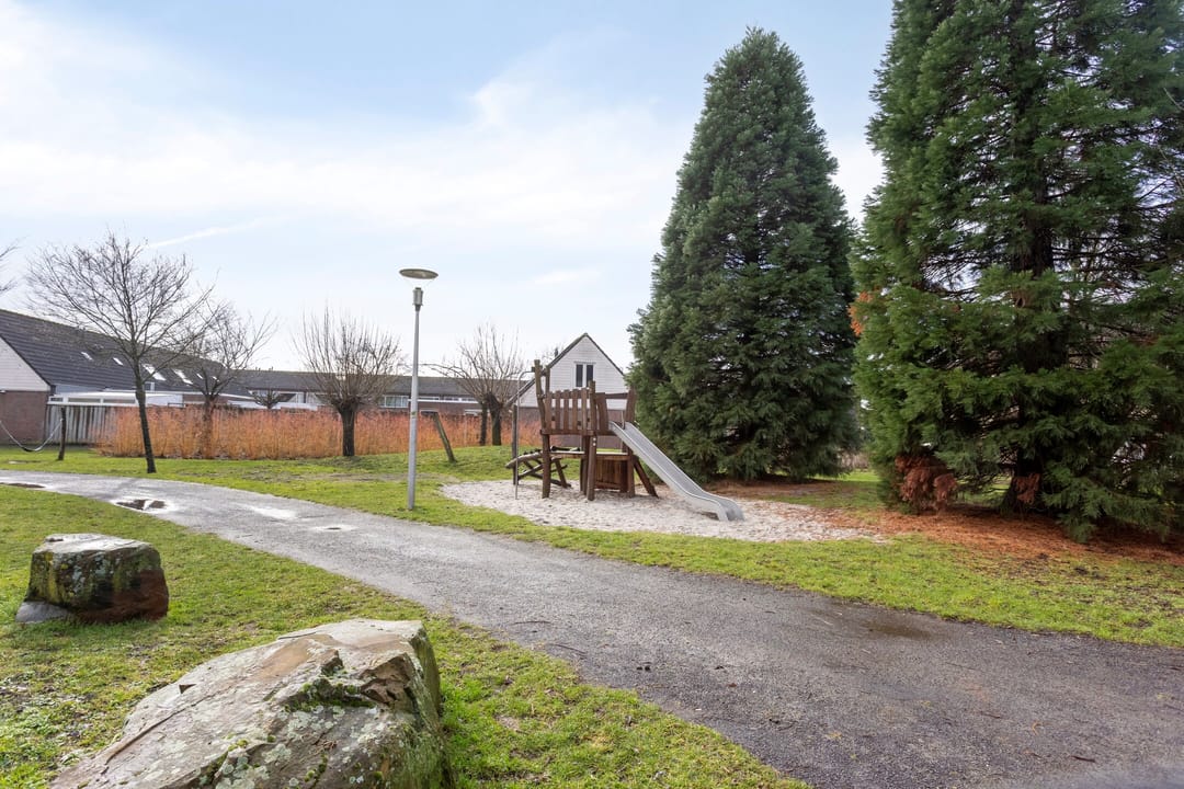 Foto 31 van Cornelis Trooststraat 13