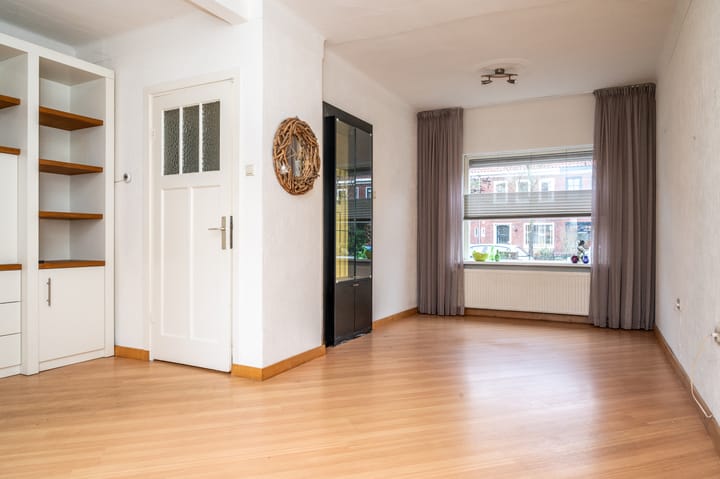 Charming 1930s terraced house with sunny southwest garden in Nijmegen Wolfskuil — 12