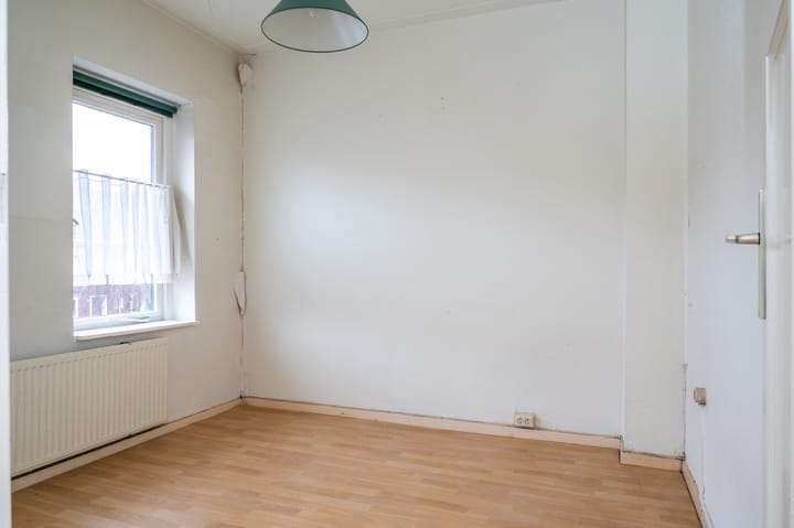 Charming 1930s terraced house with sunny southwest garden in Nijmegen Wolfskuil — 46