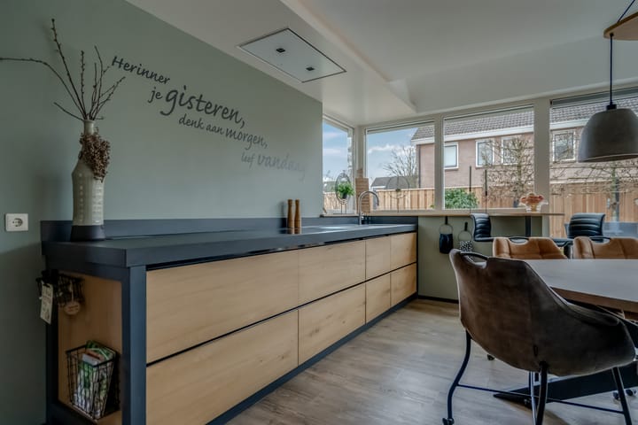 Spacious Detached Home with Double Living Potential in Staphorst-Zuid — 18