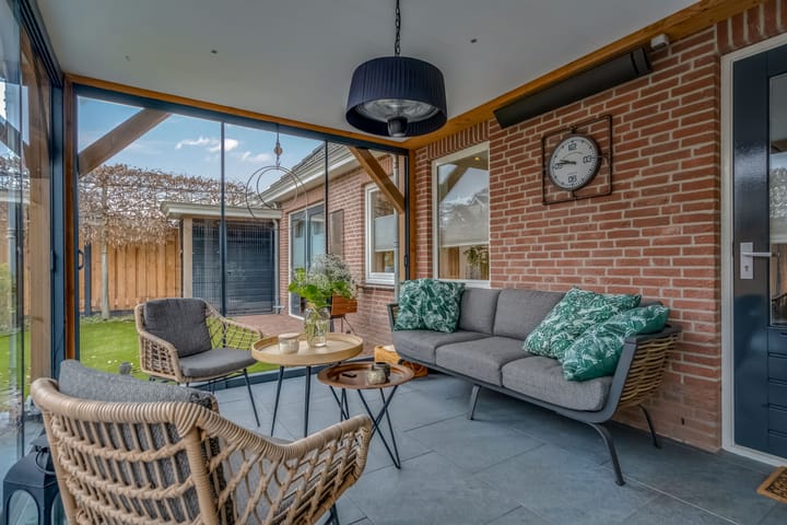 Spacious Detached Home with Double Living Potential in Staphorst-Zuid — 36