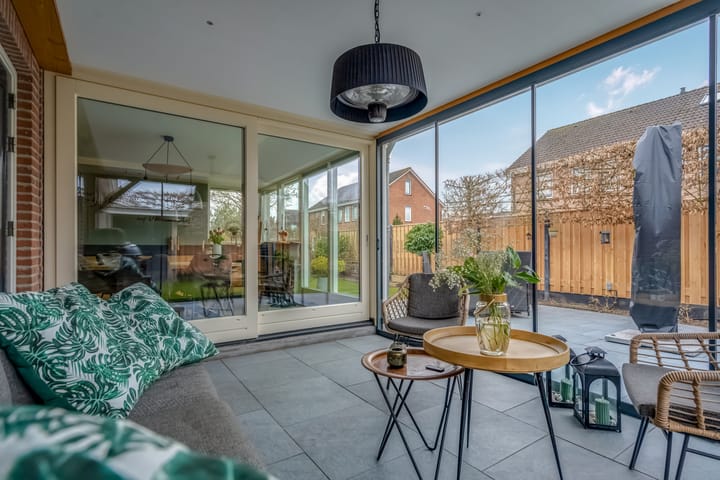 Spacious Detached Home with Double Living Potential in Staphorst-Zuid — 38