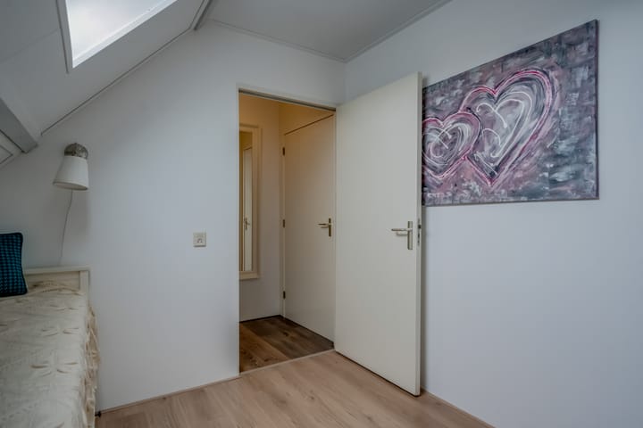 Spacious Detached Home with Double Living Potential in Staphorst-Zuid — 66